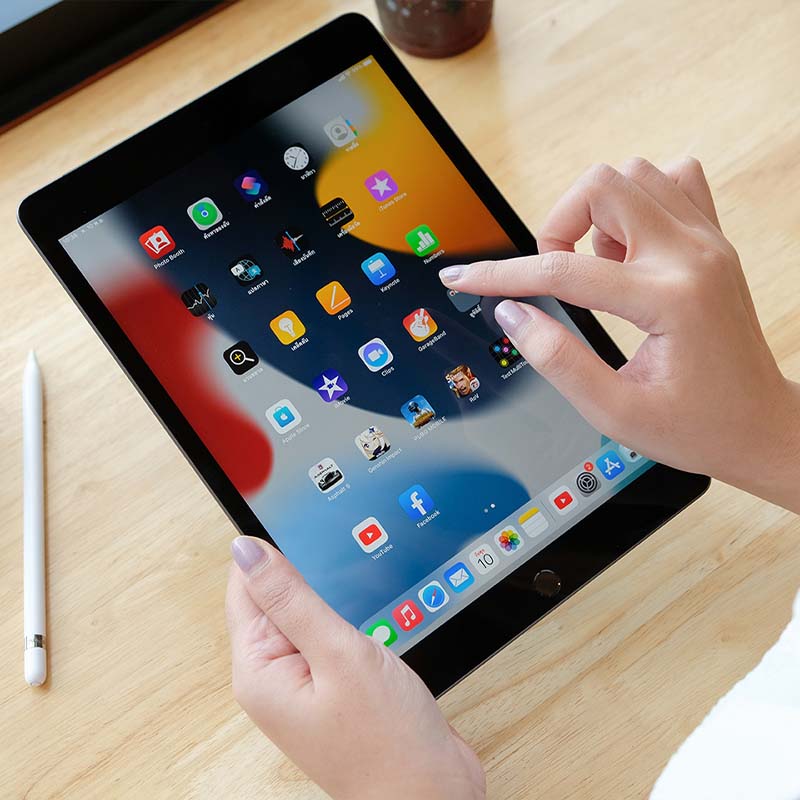 User managing multiple social media accounts with IPWAY’s dedicated datacenter proxies on a tablet
