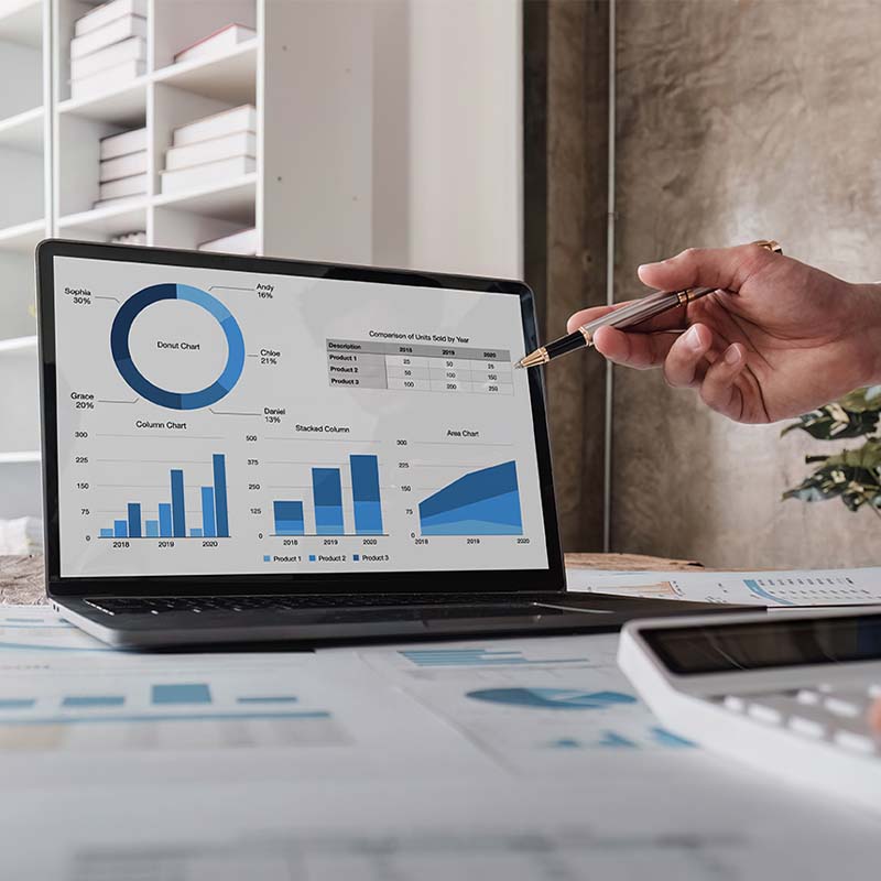Analyst pointing at performance metrics dashboard while monitoring dedicated datacenter proxy activity